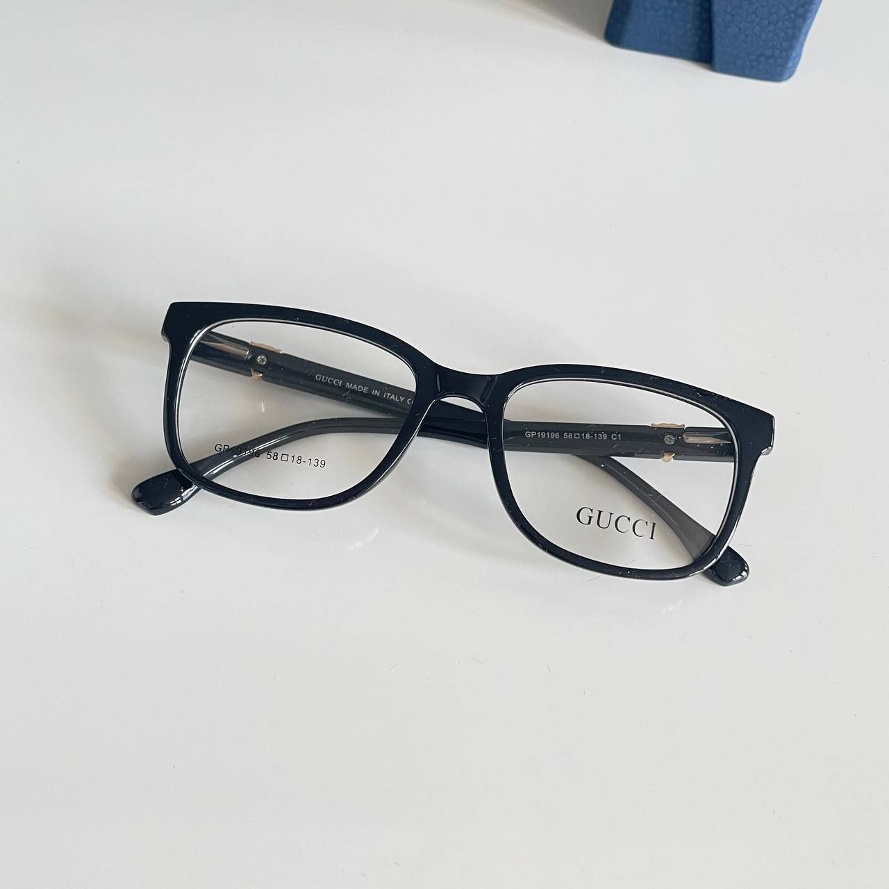 Stylowe okulary - wygodna oprawa, szybka wysyłka