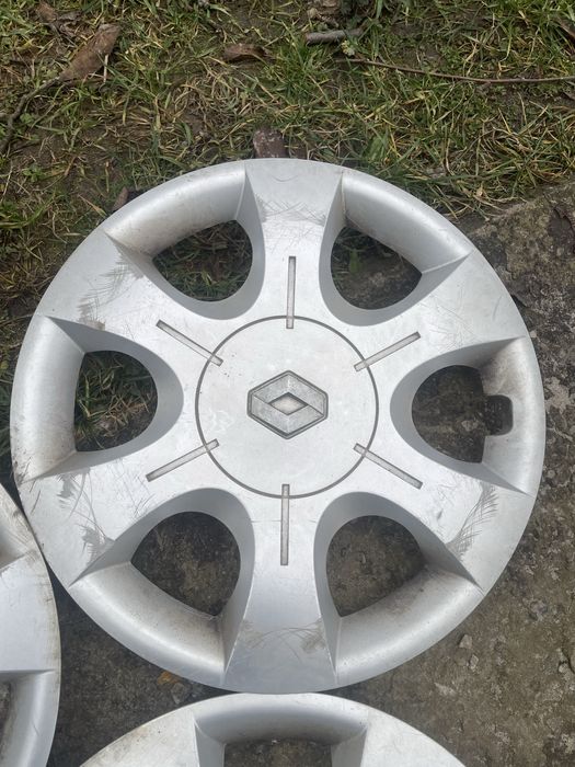 Оригинальные колпаки R16 Renault Trafic поштучно