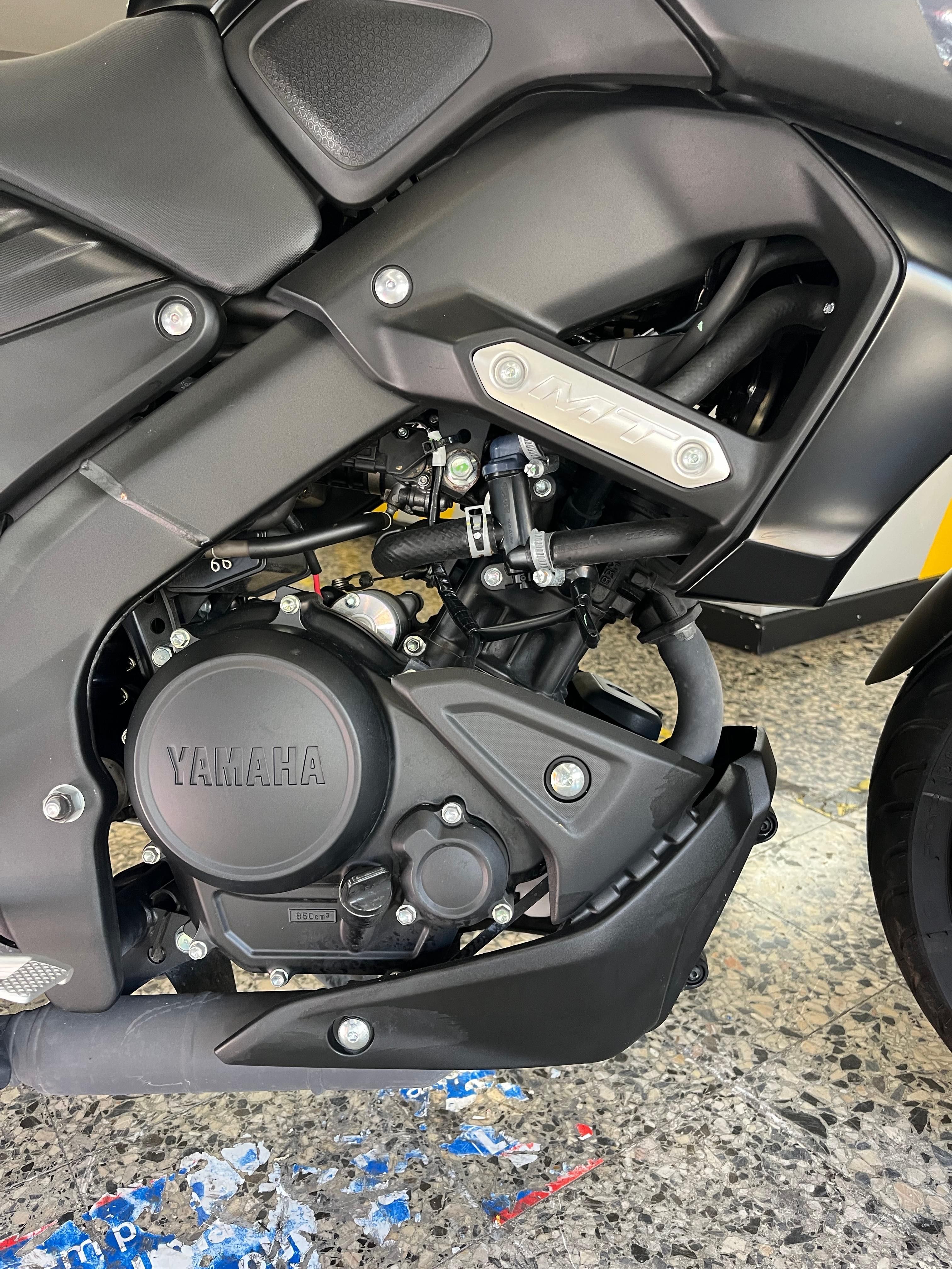 Yamaha MT 125 de 2023 como Nova 4790 Kms Garantia Fabrica