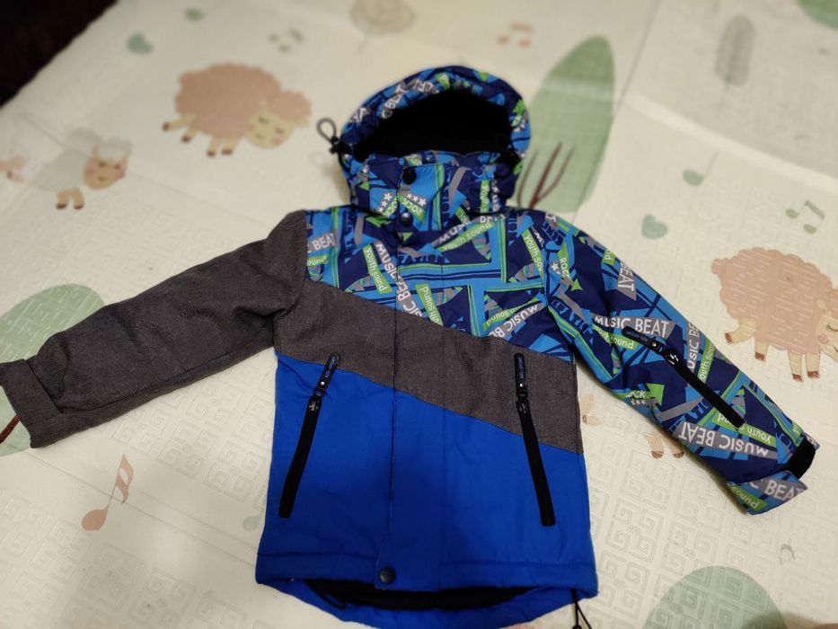 Дитячий зимовий комбінезон