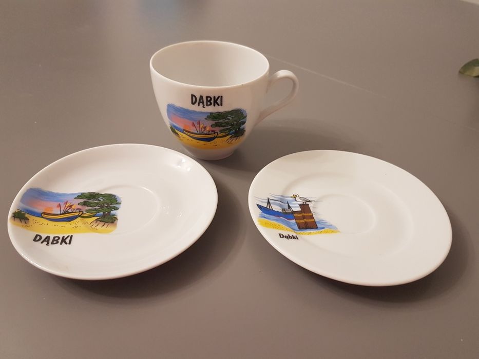Filiżanka ze spodkiem I talerzykiem