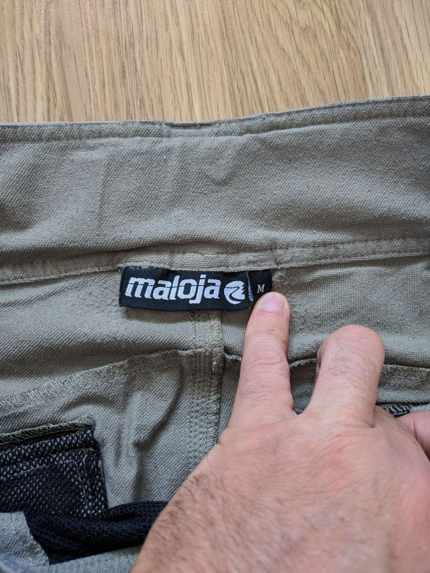 Эластичные трекинговые softshell штаны maloja