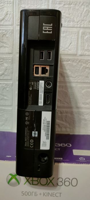 Xbox 360 500 gb + Kinect