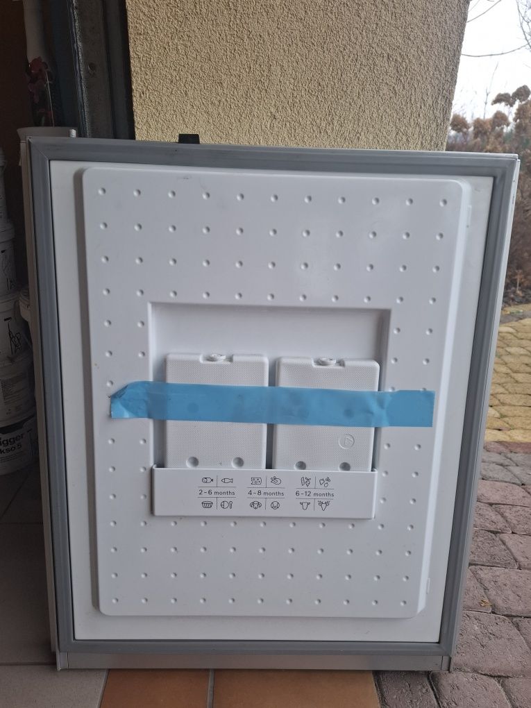 Bosch części lodówka czerwone drzwi
