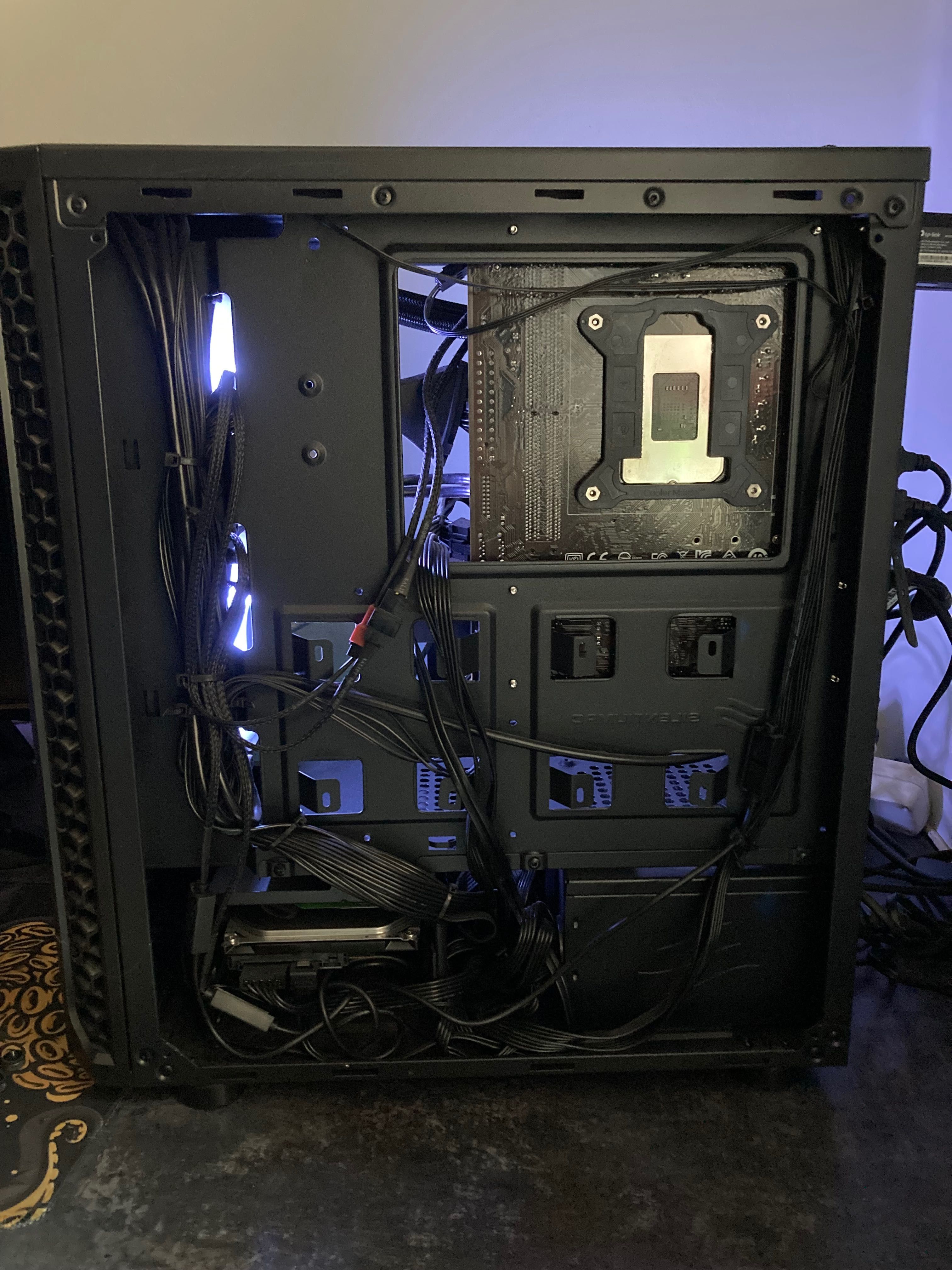 PC komputer stacjonarny (i5-9400f RTX 3060 16GB RAM)