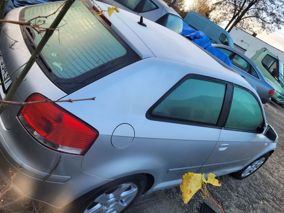 AUDI A3 2.0 FSI AWX. LY7W części czesci