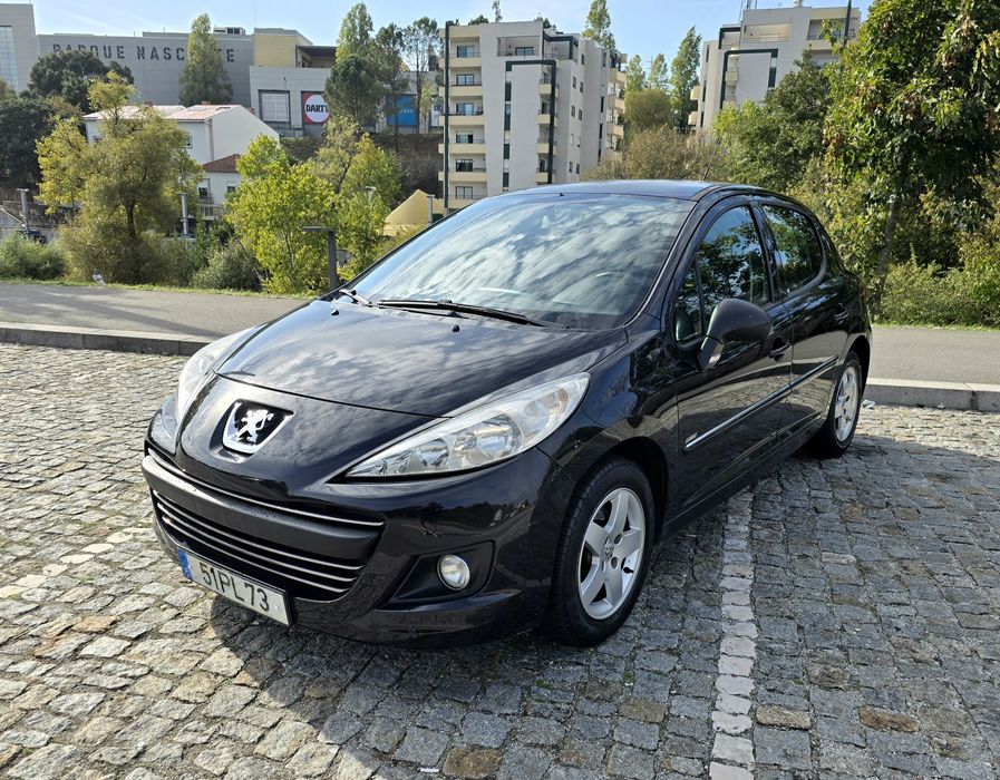 Peugeot 207 1.6hdi 5 lugares