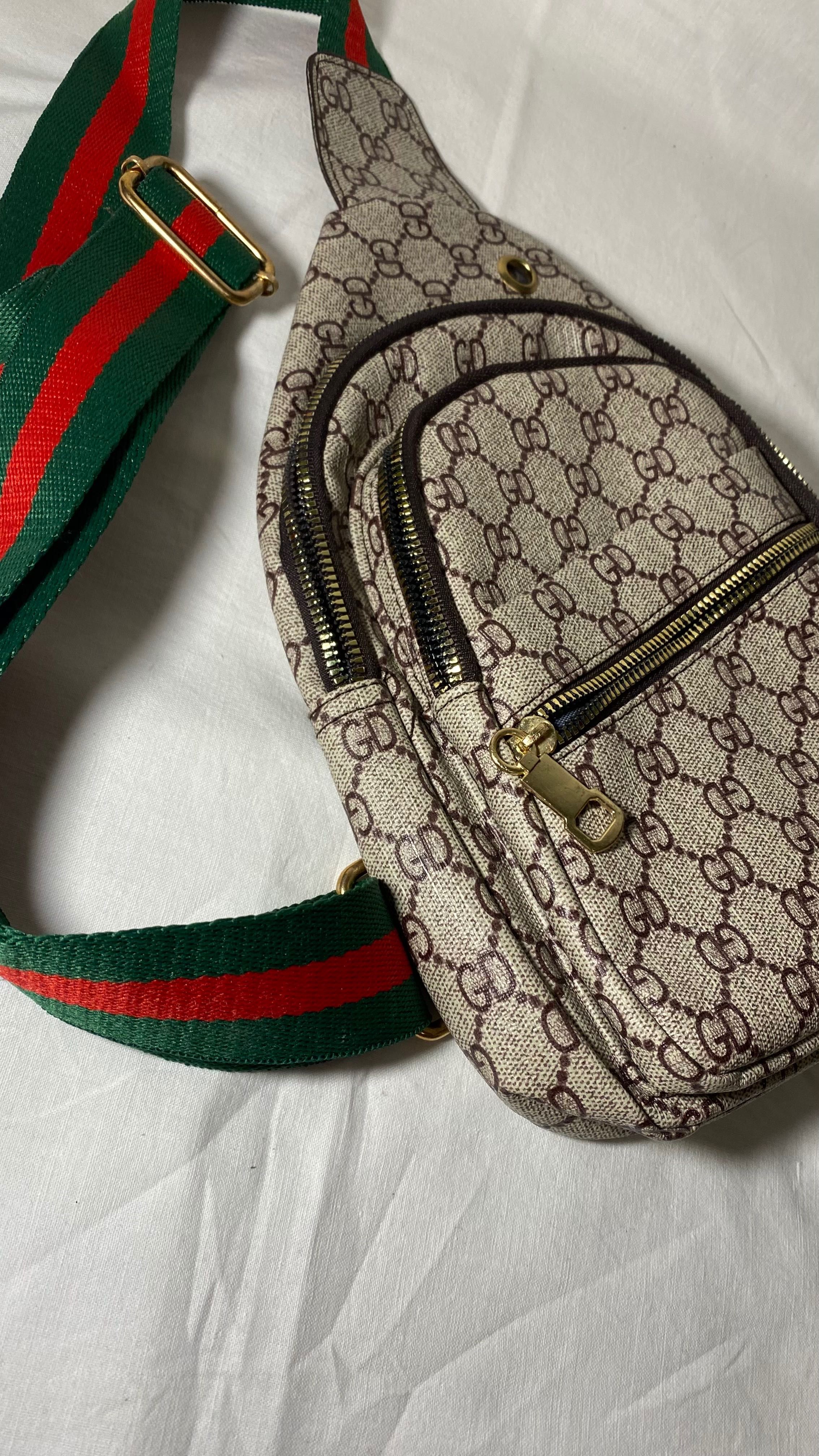 Сумка поясная сумка Через
Плечe Gucci