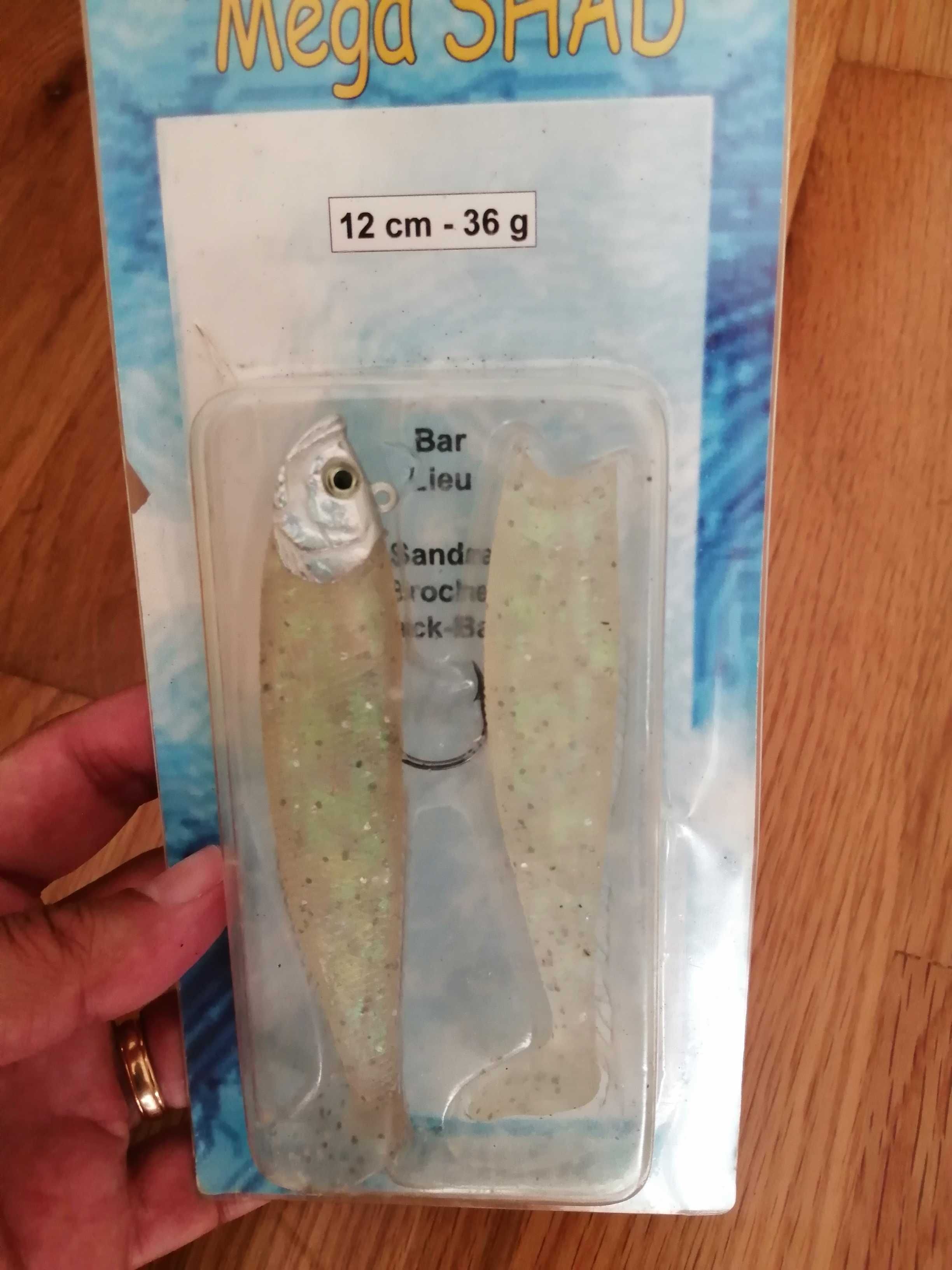 Conjunto vinis de pesca e pingalins