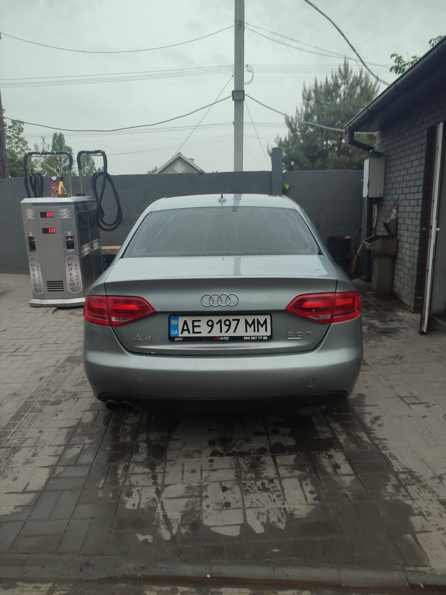 Продам Audi A4B8