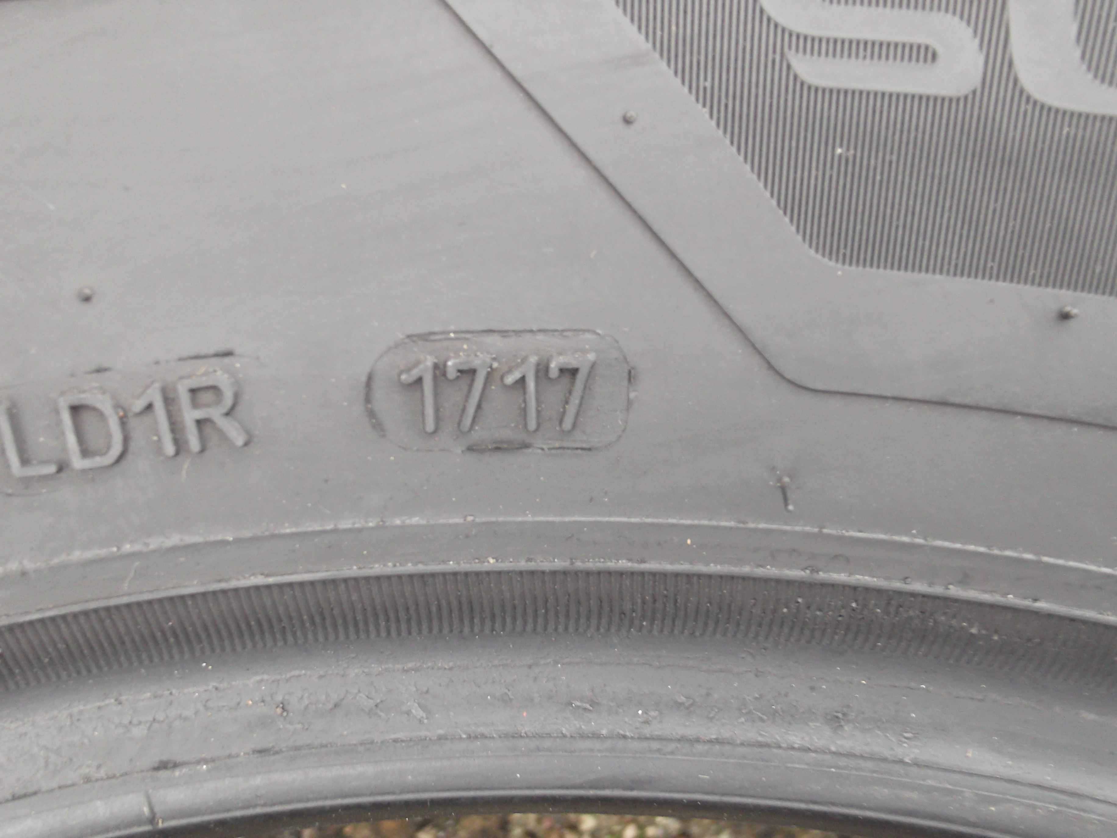 Opony 235/60/18 Goodyear 2szt