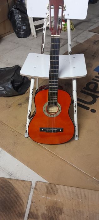 Violas Fender e Rocio