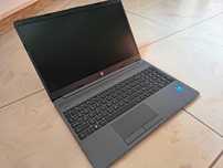 Nowy laptop HP 15,6 cali i3-1215u 8gb RAM, 512GB SSD