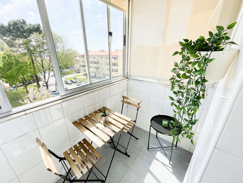 Quarto em Matosinhos, ao pé do Metro Parque Real (Despesas Incluídas)