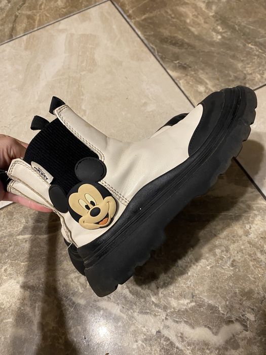 Ботінки , черевики, хайтопи zara . Розмір 33-34