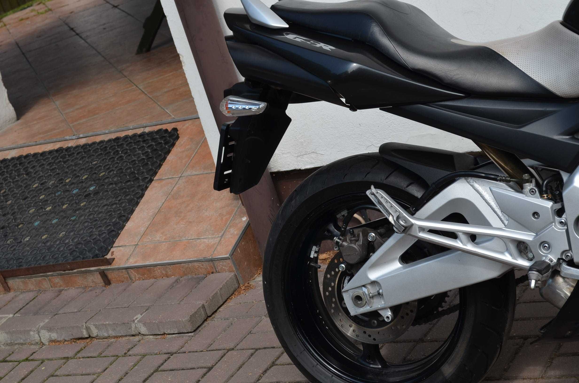 Suzuki GSR 600 oryginał gsf