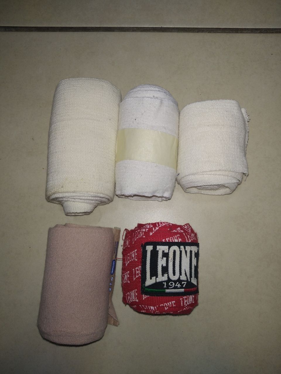 продам бинты эластичные PutterFlex, Leon
