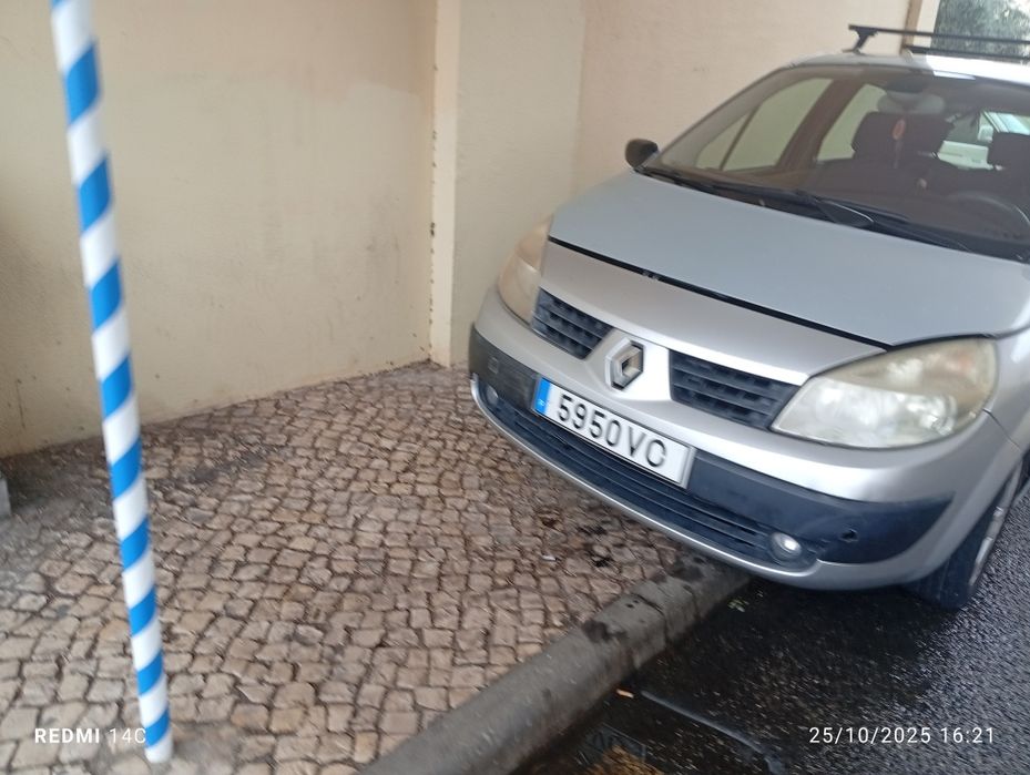 Renault Scenic .