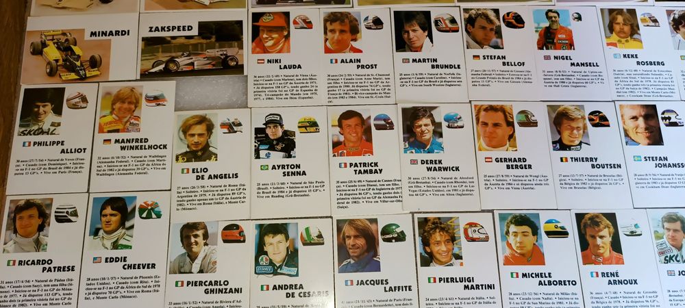 Rara Coleção da Fórmula 1 completa de 76 calendários de bolso da marca