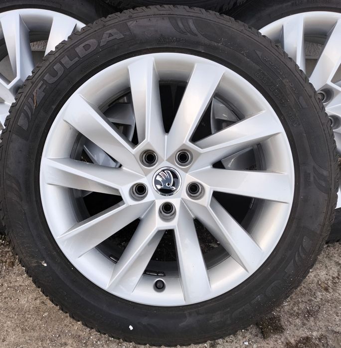 Felgi z oponami zimowymi Skoda SuperB Karoq 7x17 ET40 5X112