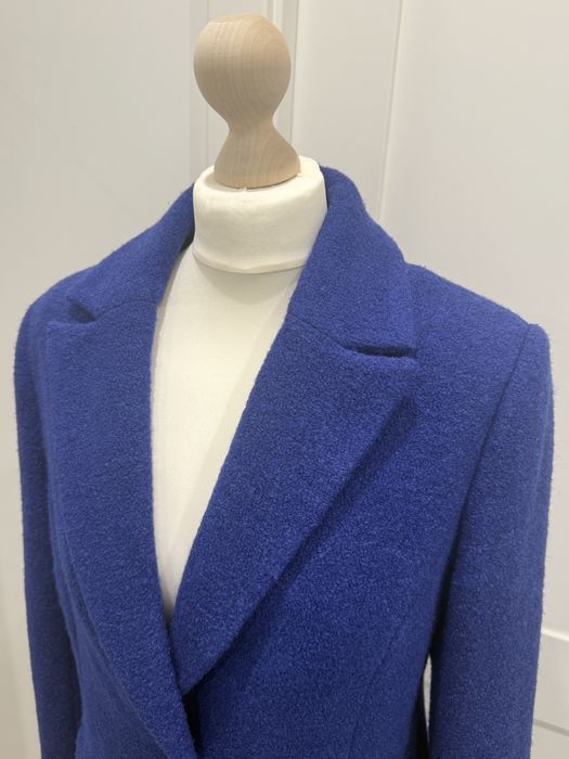 Kobaltowy płaszcz boucle na podszewce wełna wiskoza Monnari roz. 40 L