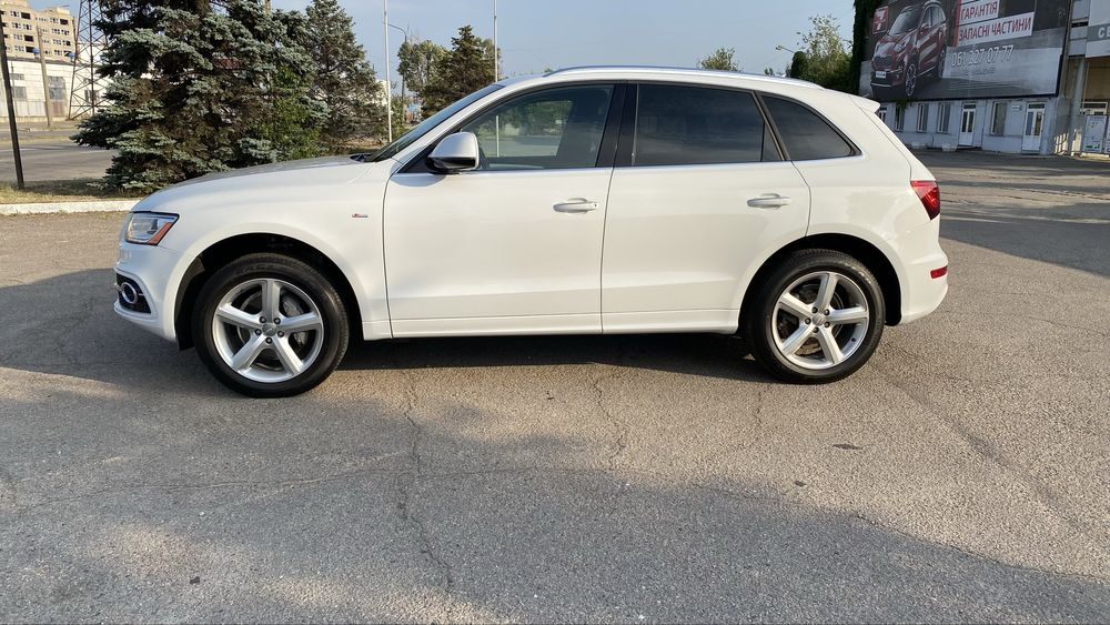 Audi Q5 2016 (2017) S-Line Premium Plus