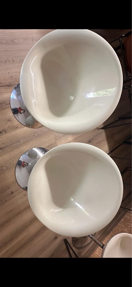 Vendo três cadeiras 35€ CADA CADEIRA
