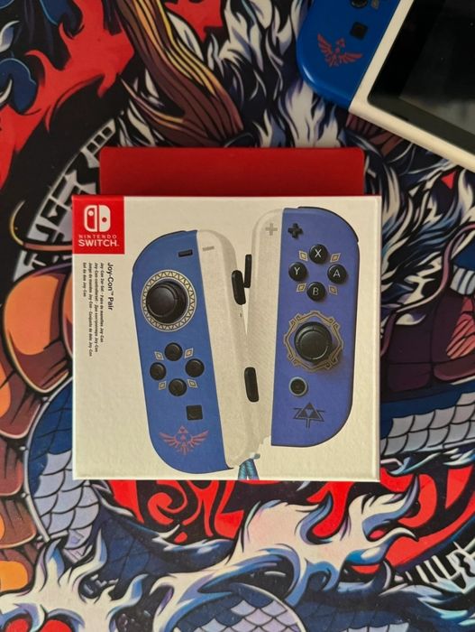 Nintendo Switch joy-con Zelda
