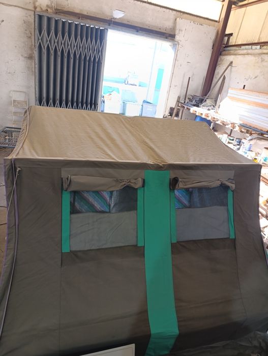 Auto tenda(atrelado tenda)