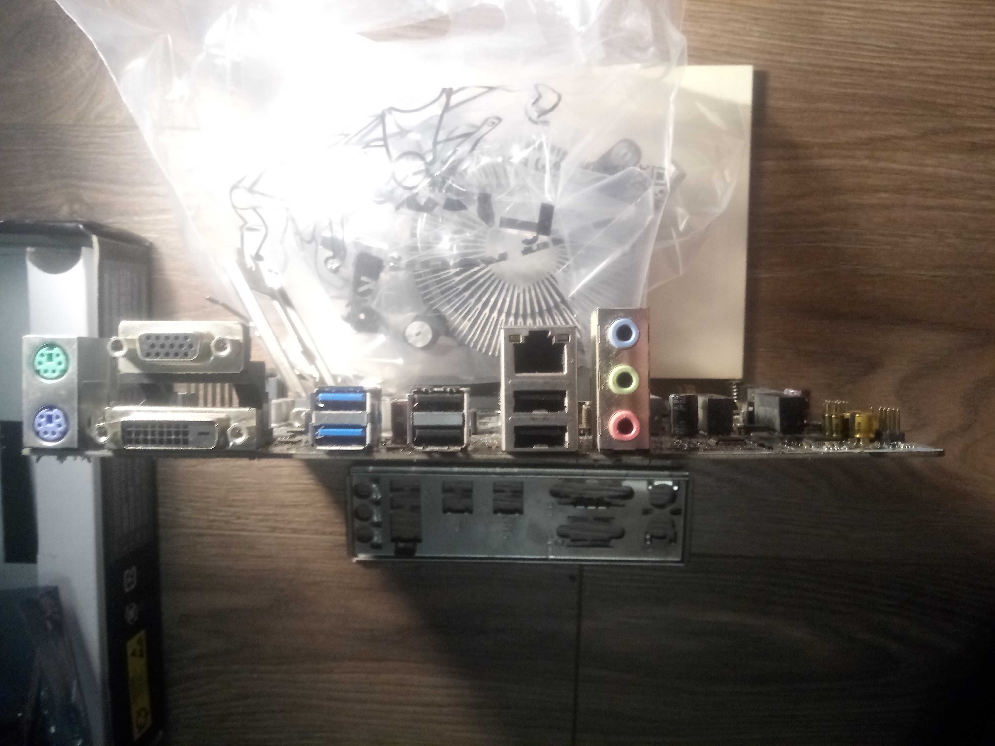 Материнка (lga 1151) Asus h110m-k+pentium G4560+Kingston DDR4 2133 8gb