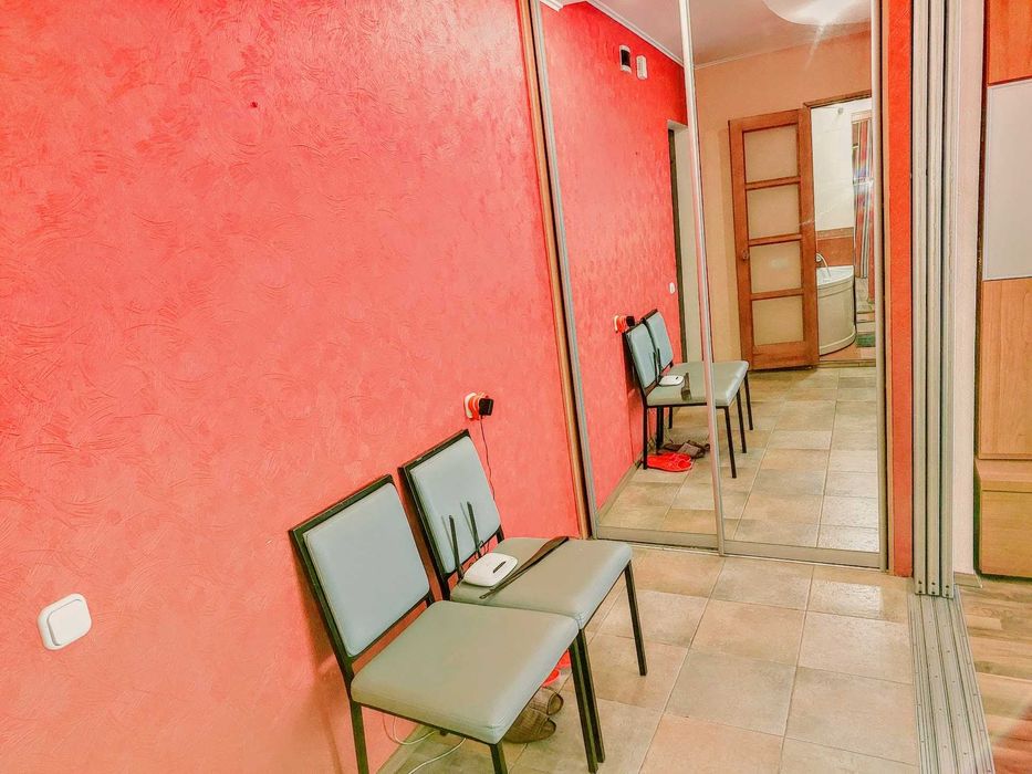 свободно28.06 пр-т.Г.Сталинграда(Ивасюка) 35,В 5 мин от метро Минская-12-555.biz.ua