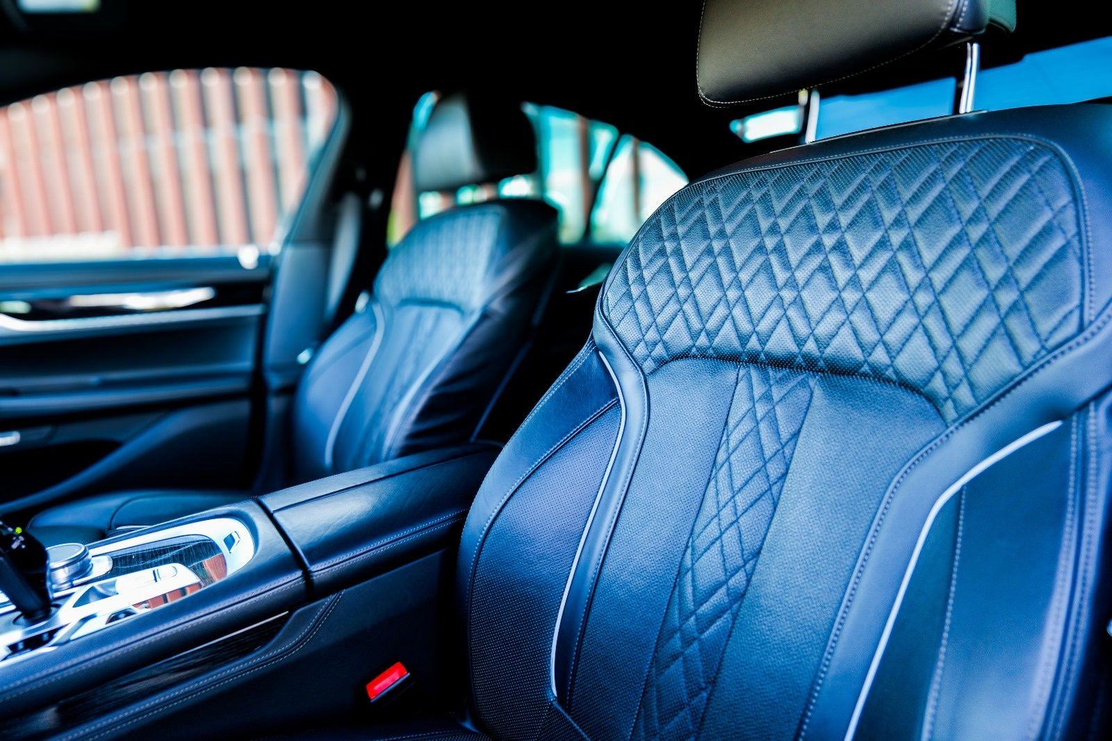 Bmw 750i polski salon bezwypadkowe M pakiet