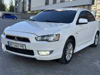 Mitsubishi Lancer Ланцер!Автомат!2015 г.в!Газ!