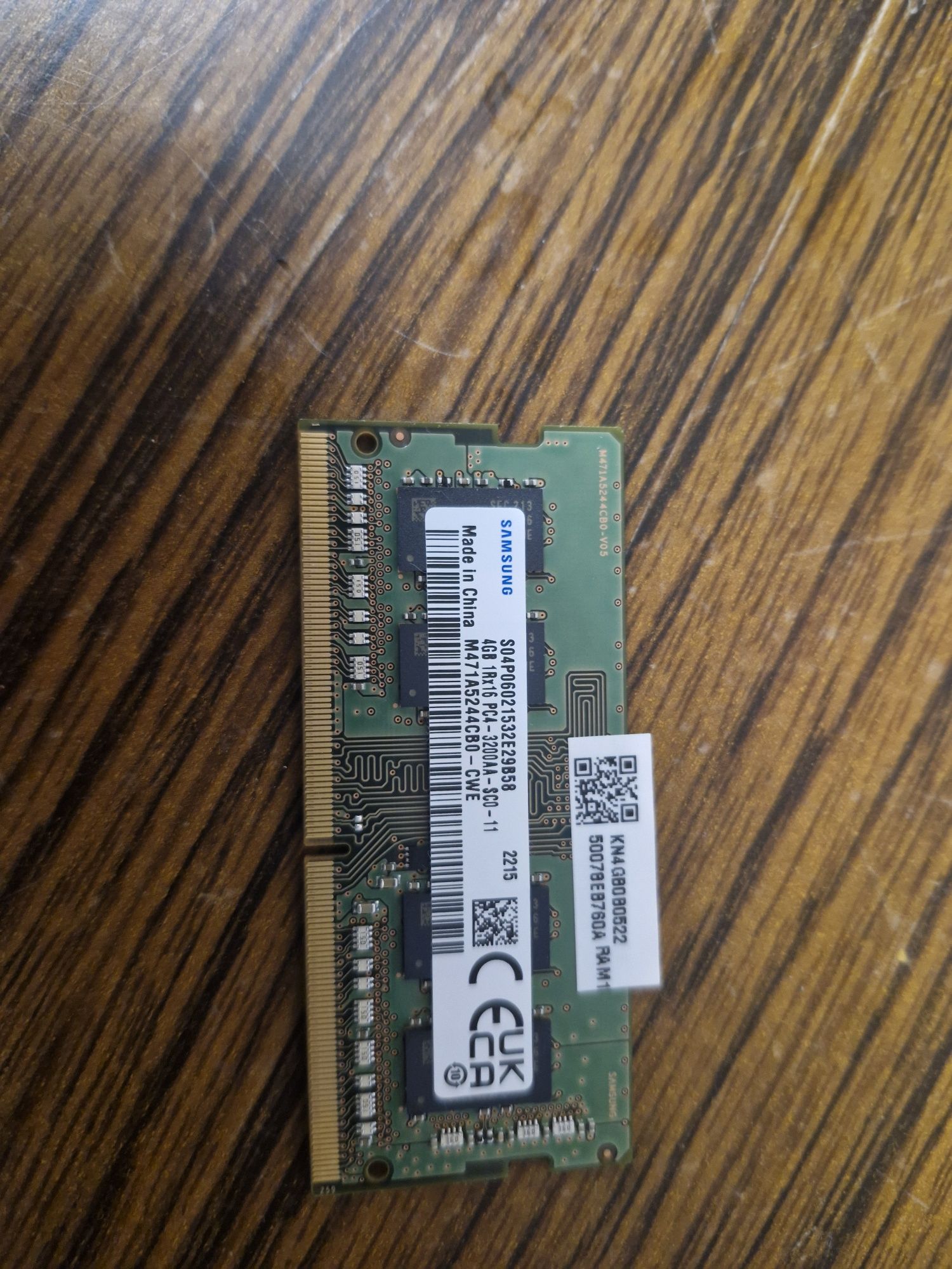 Оперативная память so-dimm ddr4 sdram 3200 4gb Samsung , озу