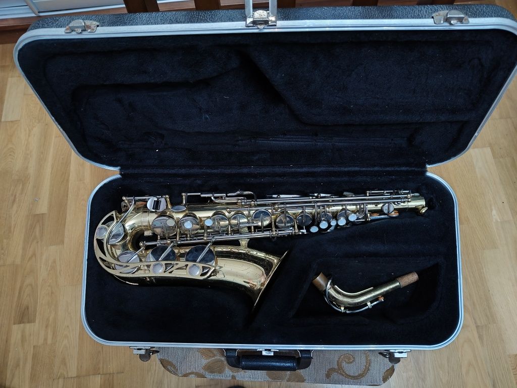 саксофон альт Yamaha Yas 21