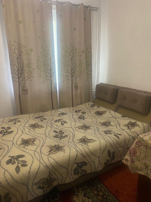 Здам кімнату у трьох кімнатній квартирі для Хлопця.