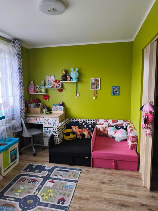 Mieszkanie na Parterze 2 pokoje, bardzo ciepłe i przytulne.