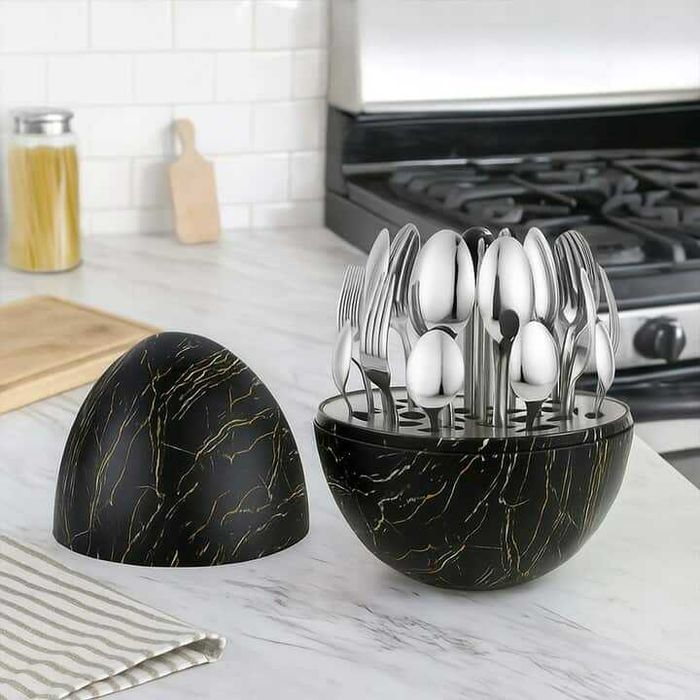 139   zł Sztućce 24 elementy marmur, złote i srebrne Bella Rosa