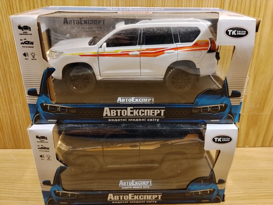 Модель Toyota Land cruiser Prado 1:32 автоэксперт металл свет звук ине