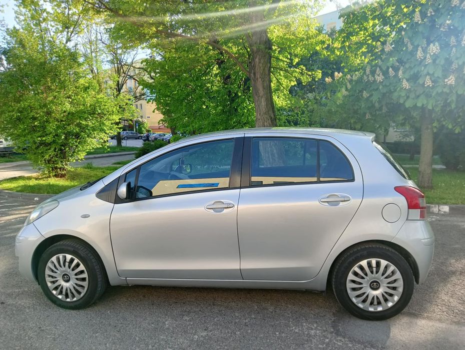 Toyota Yaris 1.0 2011