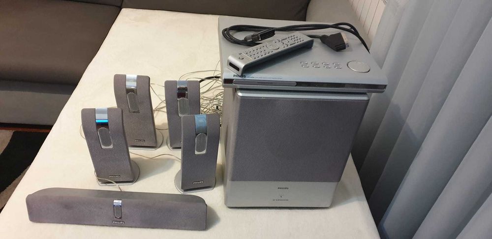 Cinema em casa tudo em muito  estado