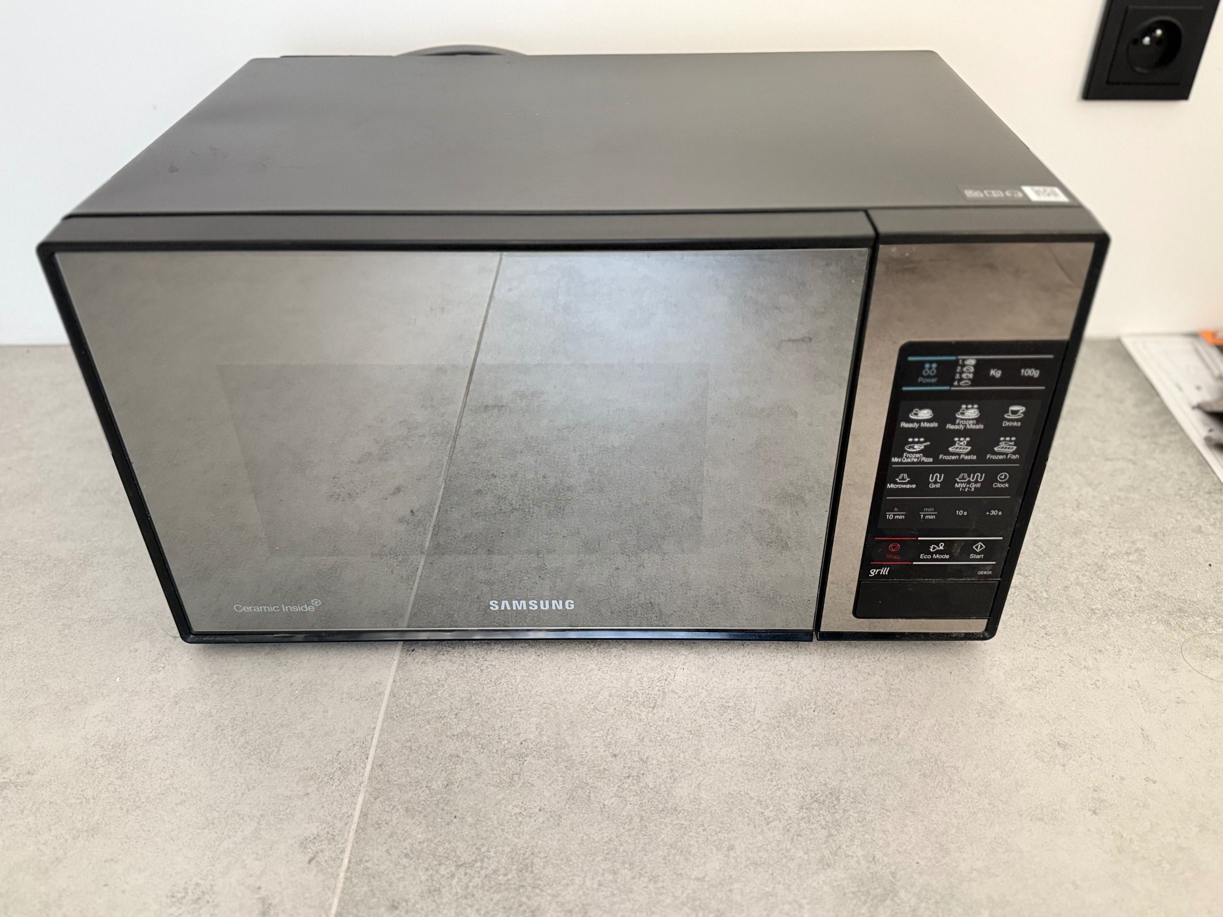 Mikrofalówka Samsung GE83/X