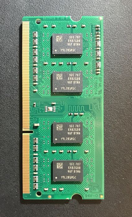 DDR3L 4 gb (2*2) память