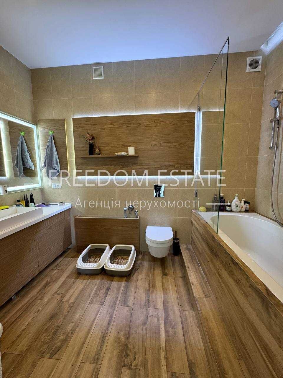 139 тыс.$ Квартира в центре 118 м2 с капитальным ремонтом / БОТ САД