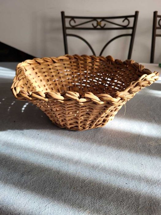 Cesta Hexagonal em Verga