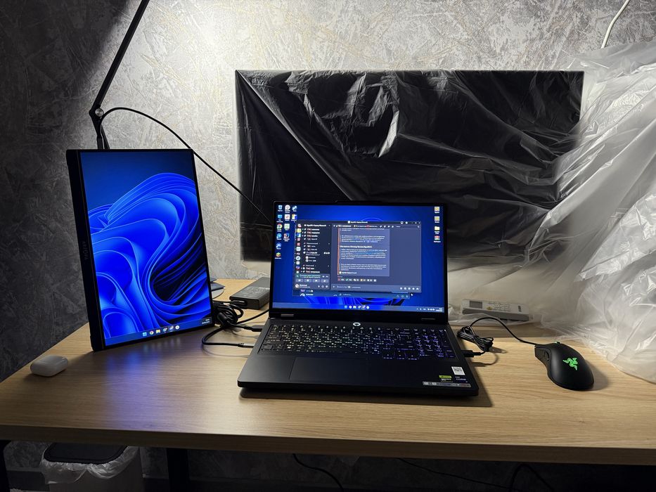 Ноутбук игровой Lenovo Legion Pro 5 16IRX10 Eclipse Black