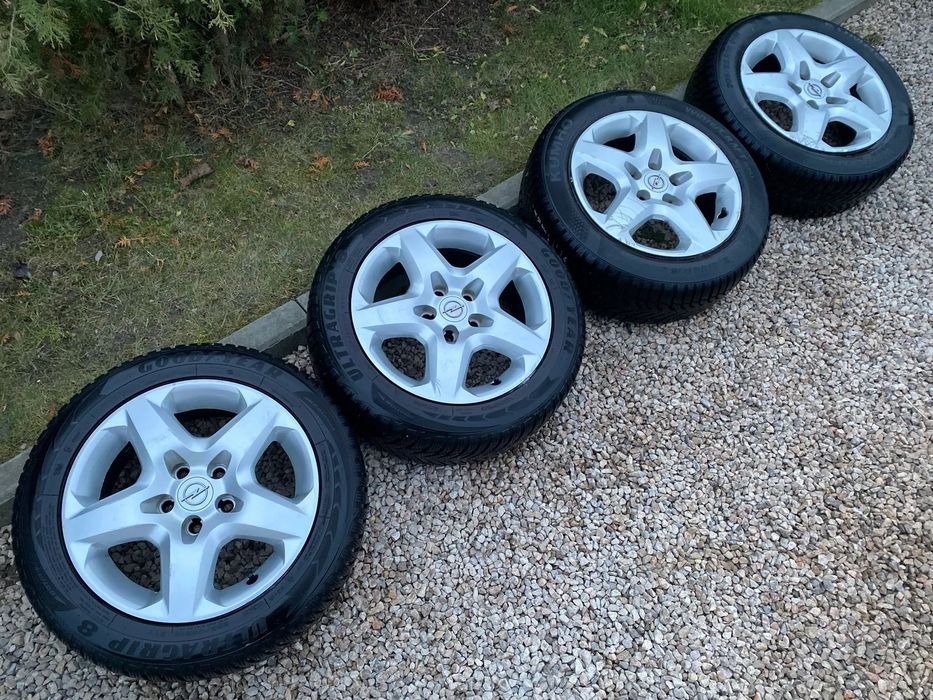Opel Astra H Zafira Felgi strukturalne z oponami Koła 16&quot; 5X110 6,5Jx16H2 ET39