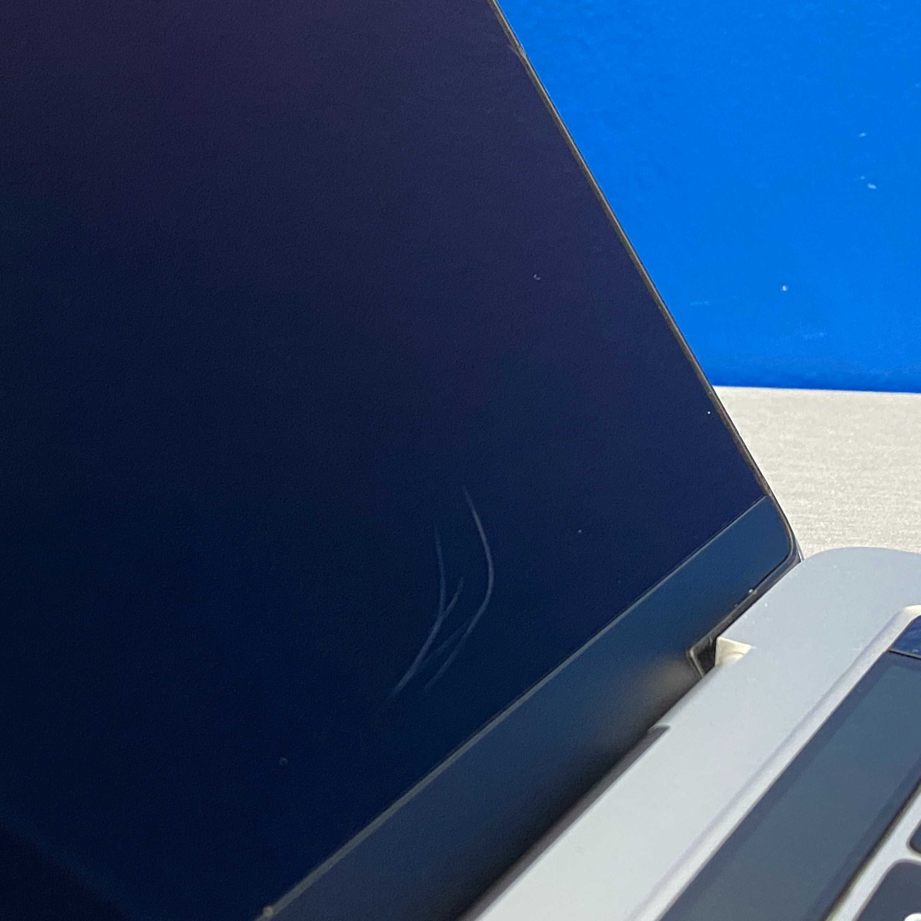 Apple MacBook Pro 13" Touch Bar - A1989 - Mid 2019 (i5/16GB/256GB SSD)