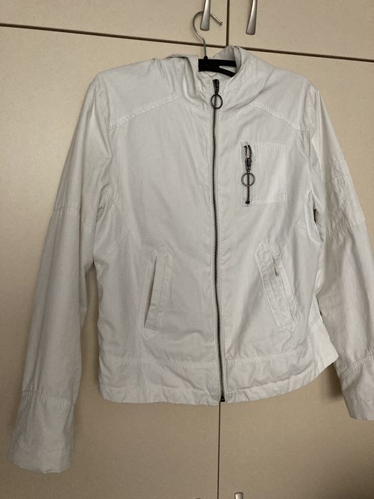 Kurtka KappAhl z kieszeniami