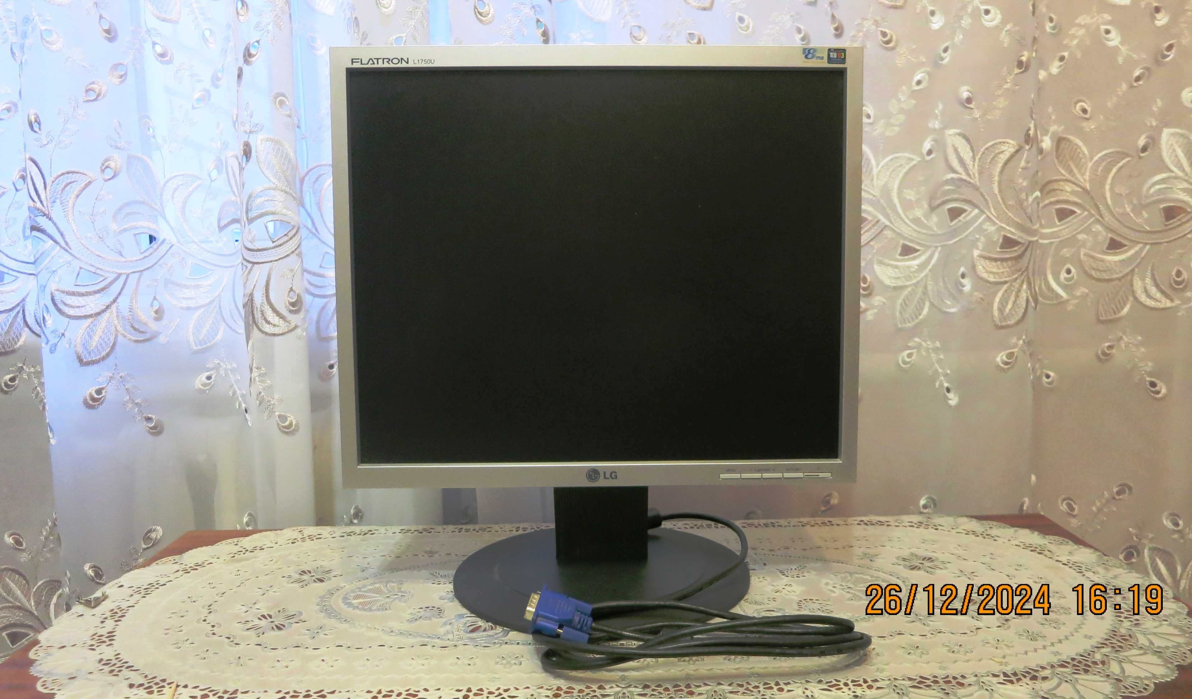 ЖК Монитор 17” LG Flatron L1750U + БП FSP 12V 4,16A (опционально)